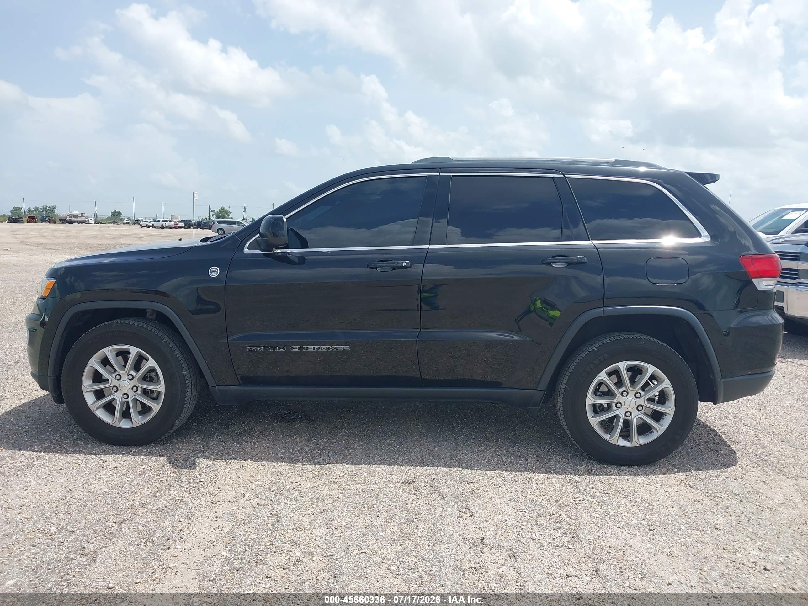 2021 JEEP GRAND CHEROKEE LAREDO E 4X4