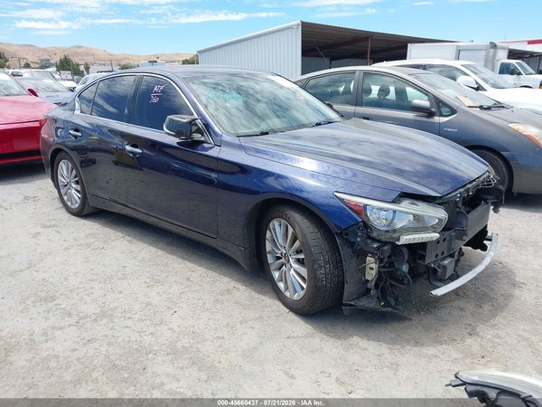 2021 INFINITI Q50 LUXE