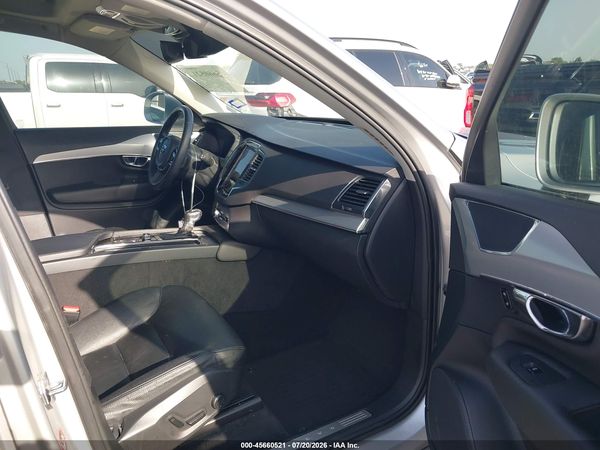 2016 VOLVO XC90 T5 MOMENTUM