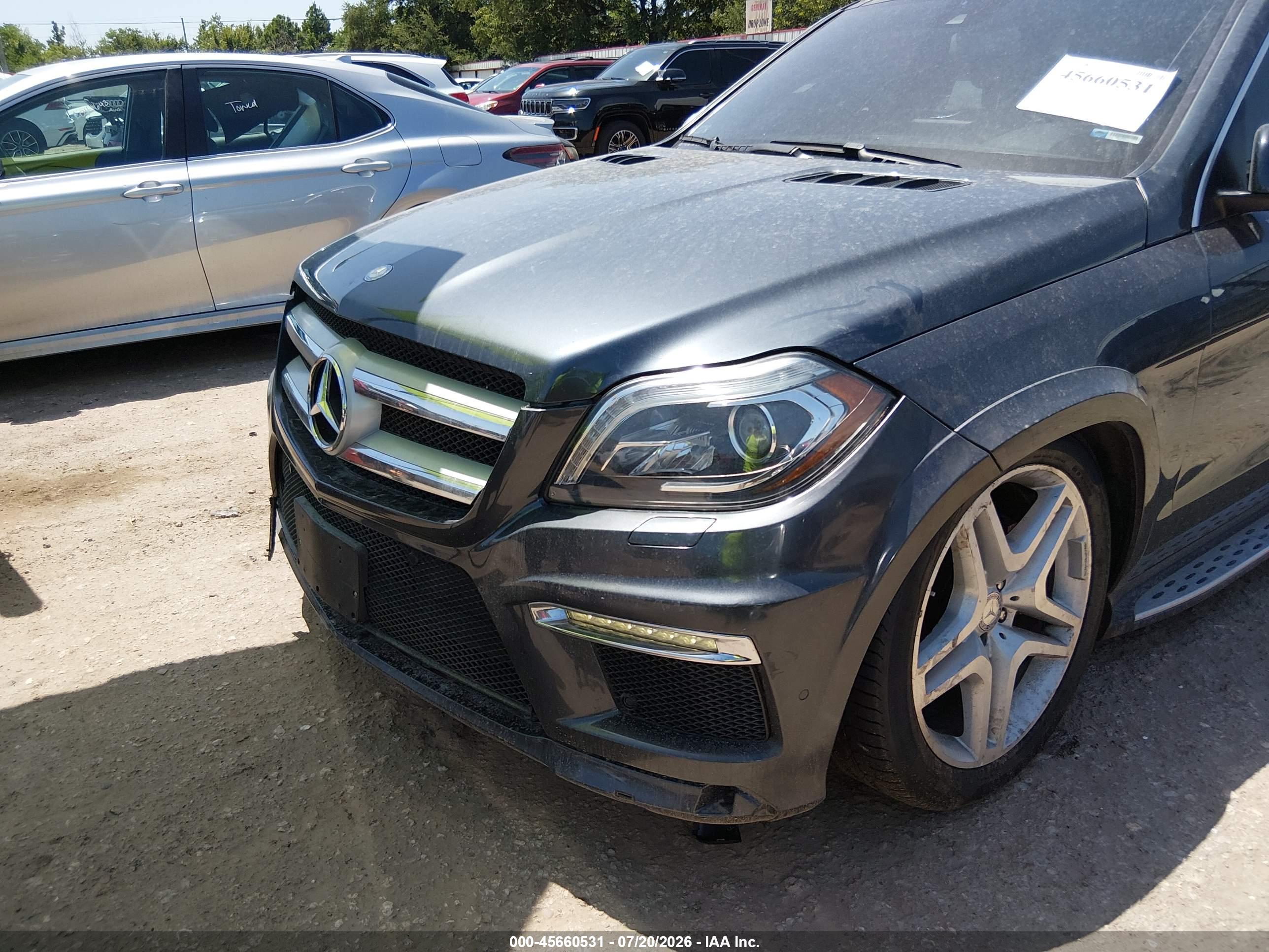 2013 MERCEDES-BENZ GL 550 4MATIC