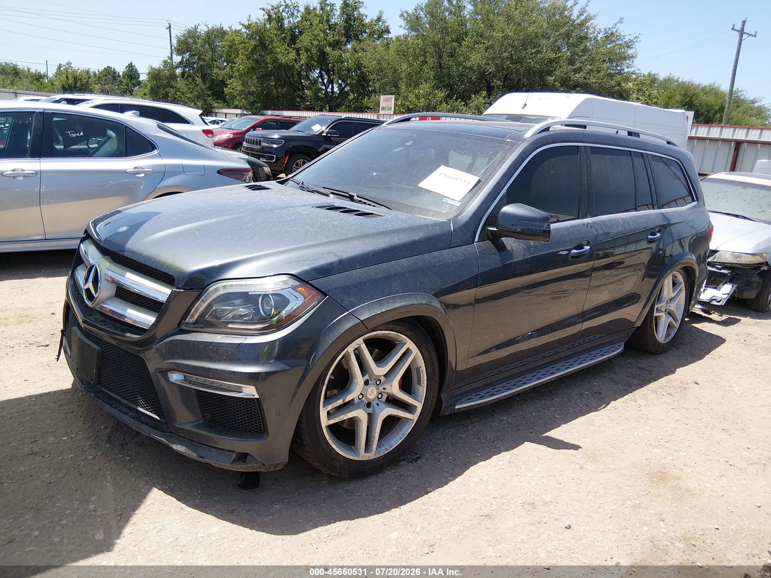 2013 MERCEDES-BENZ GL 550 4MATIC