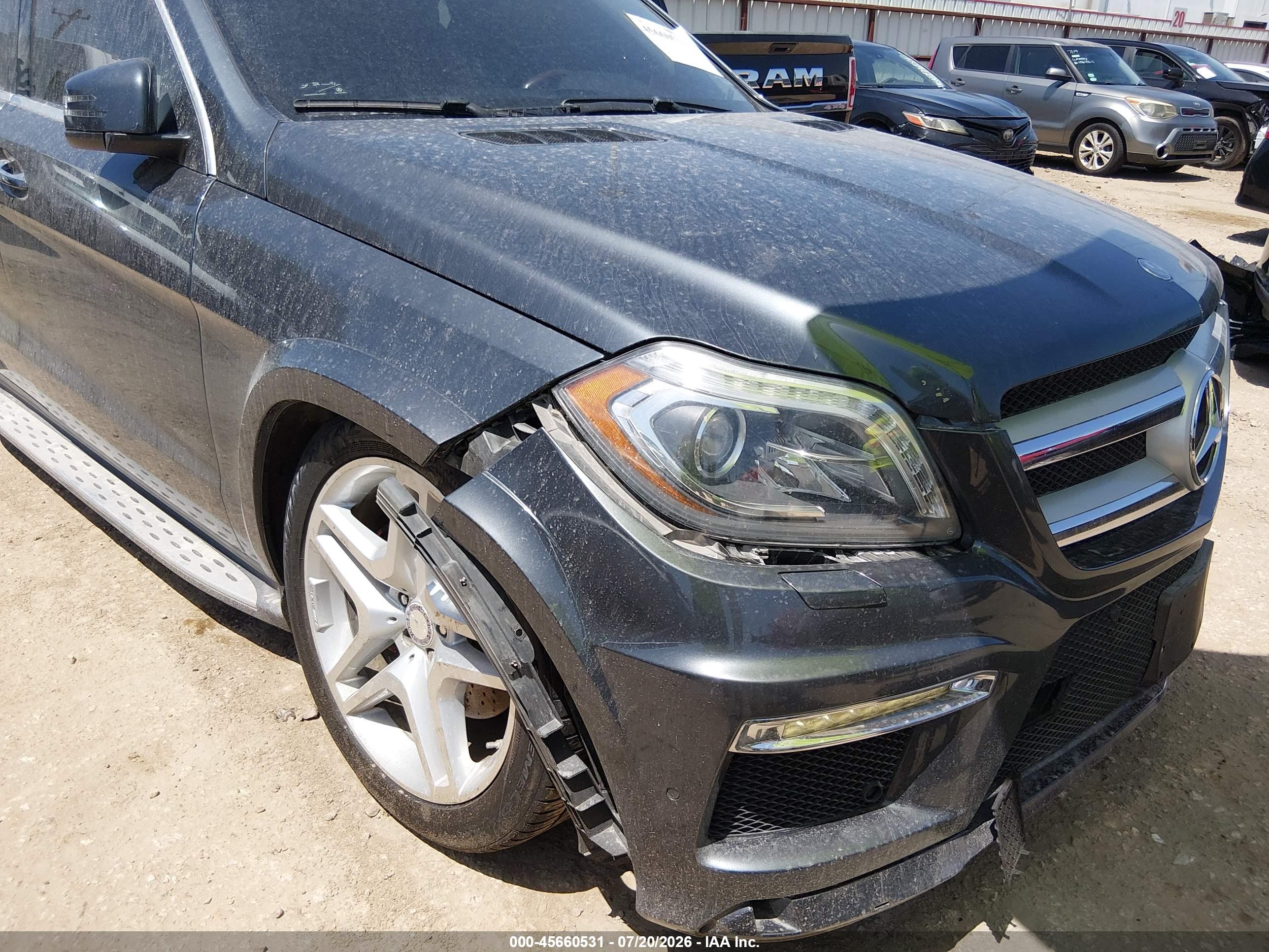 2013 MERCEDES-BENZ GL 550 4MATIC