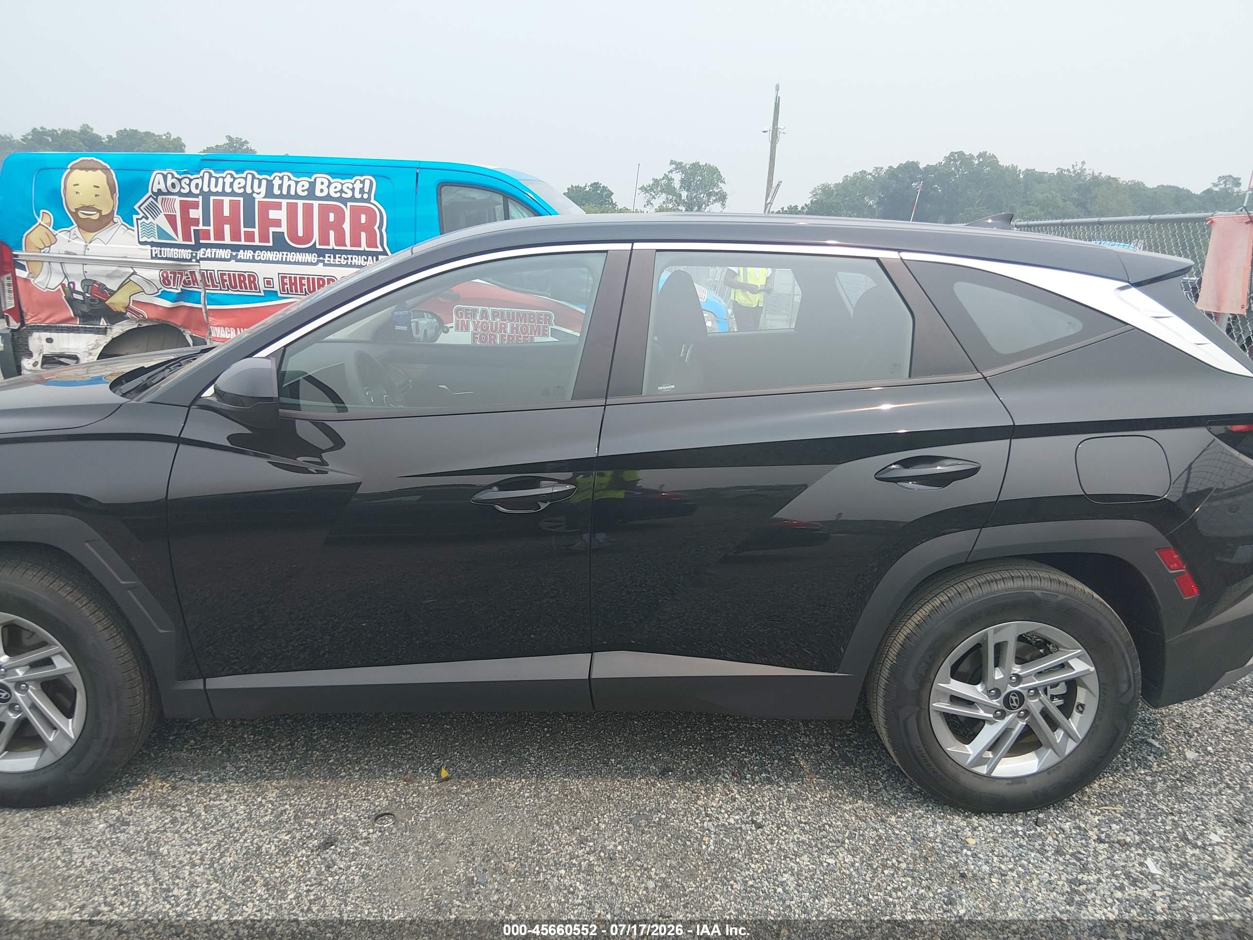 2026 HYUNDAI TUCSON SE