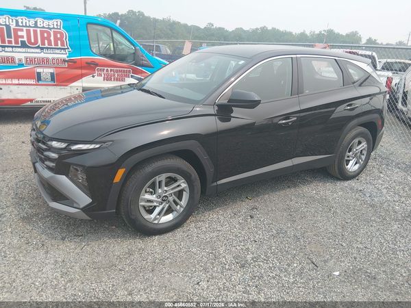 2026 HYUNDAI TUCSON SE