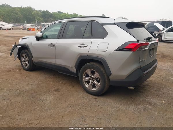 2022 TOYOTA RAV4 HYBRID XLE
