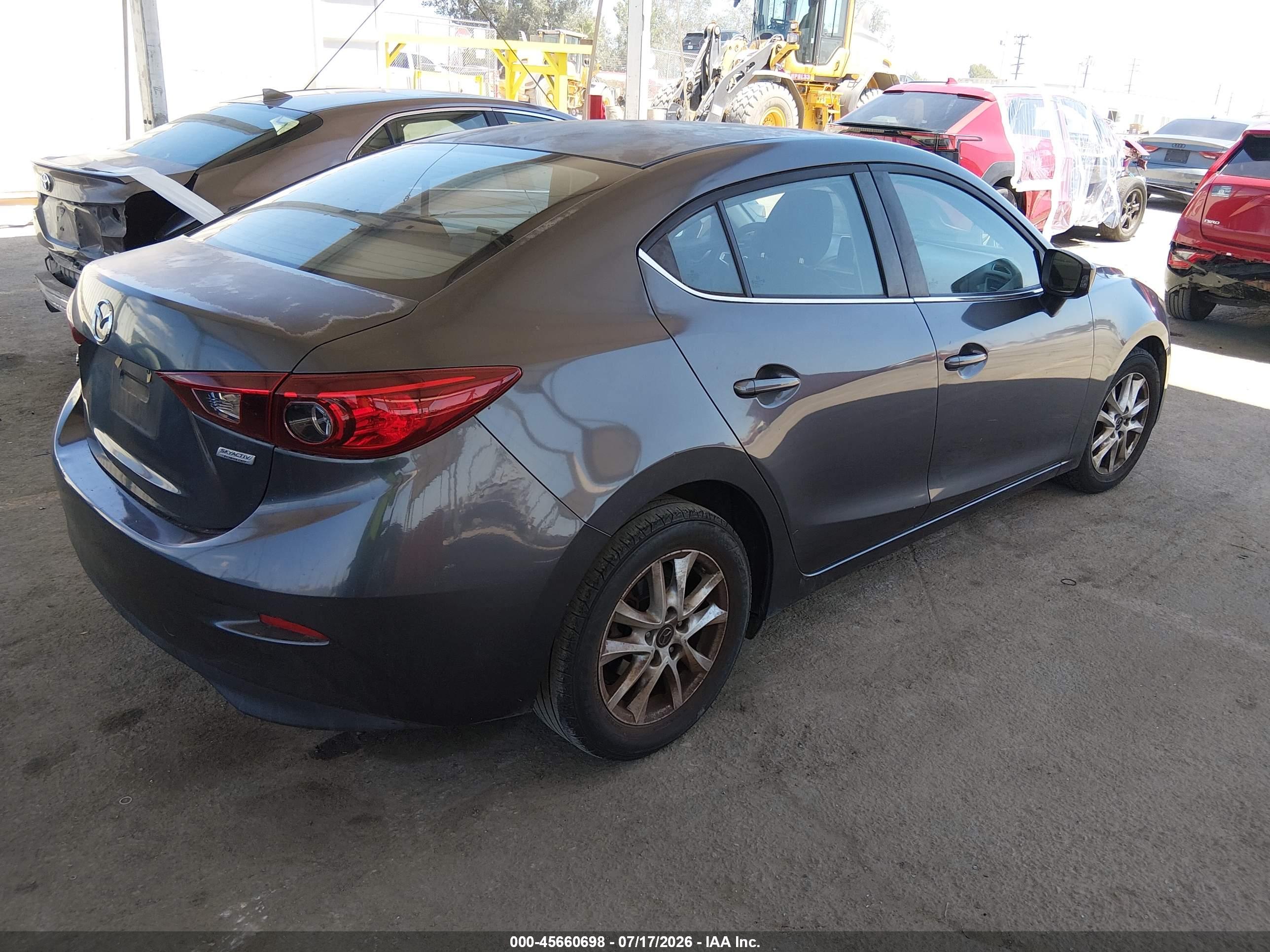 2016 MAZDA MAZDA3 Sport/GX