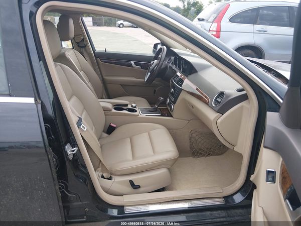 2012 MERCEDES-BENZ C 250 SPORT