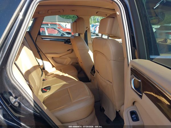 2015 PORSCHE MACAN S