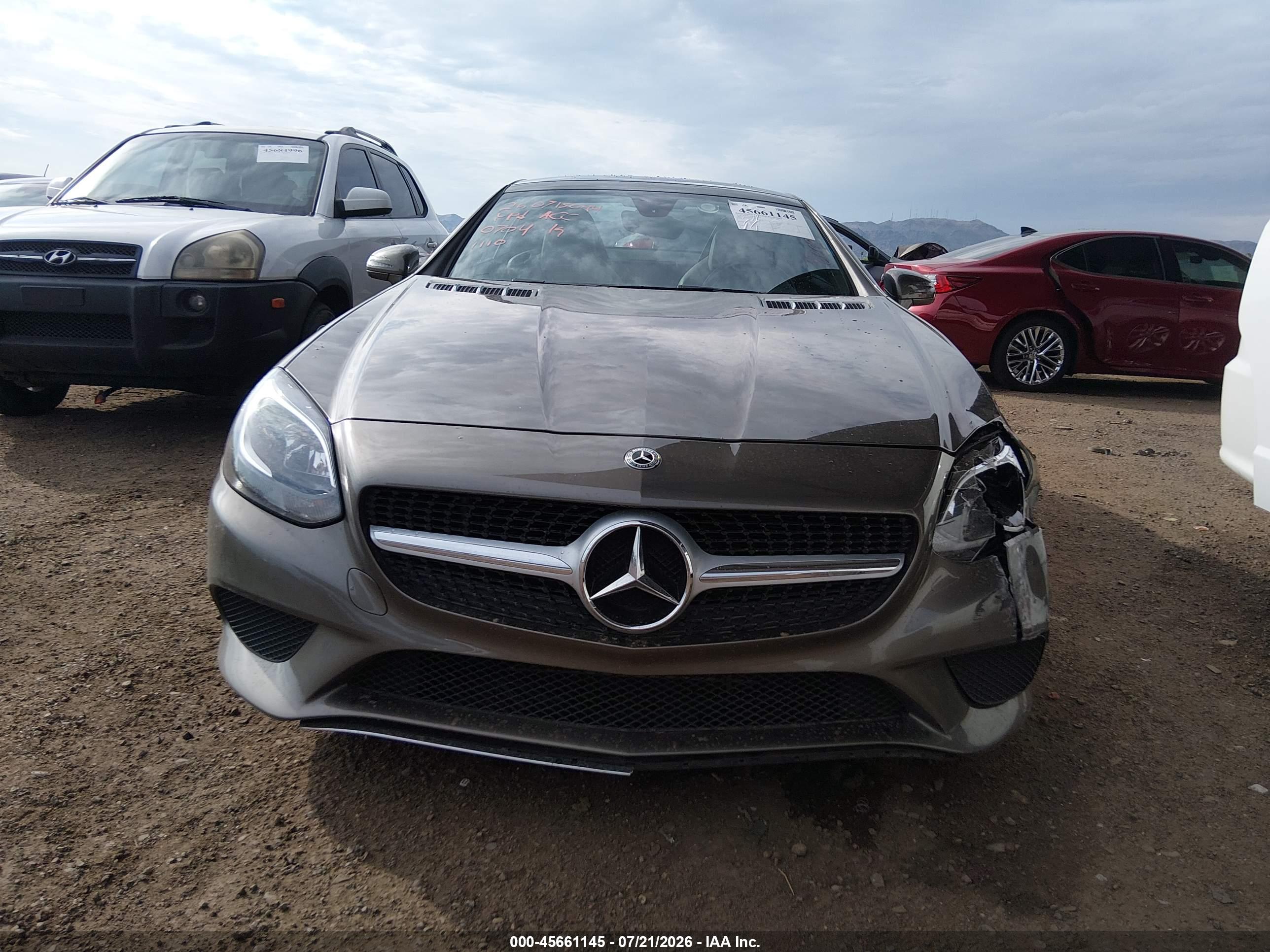 2018 MERCEDES-BENZ SLC 300