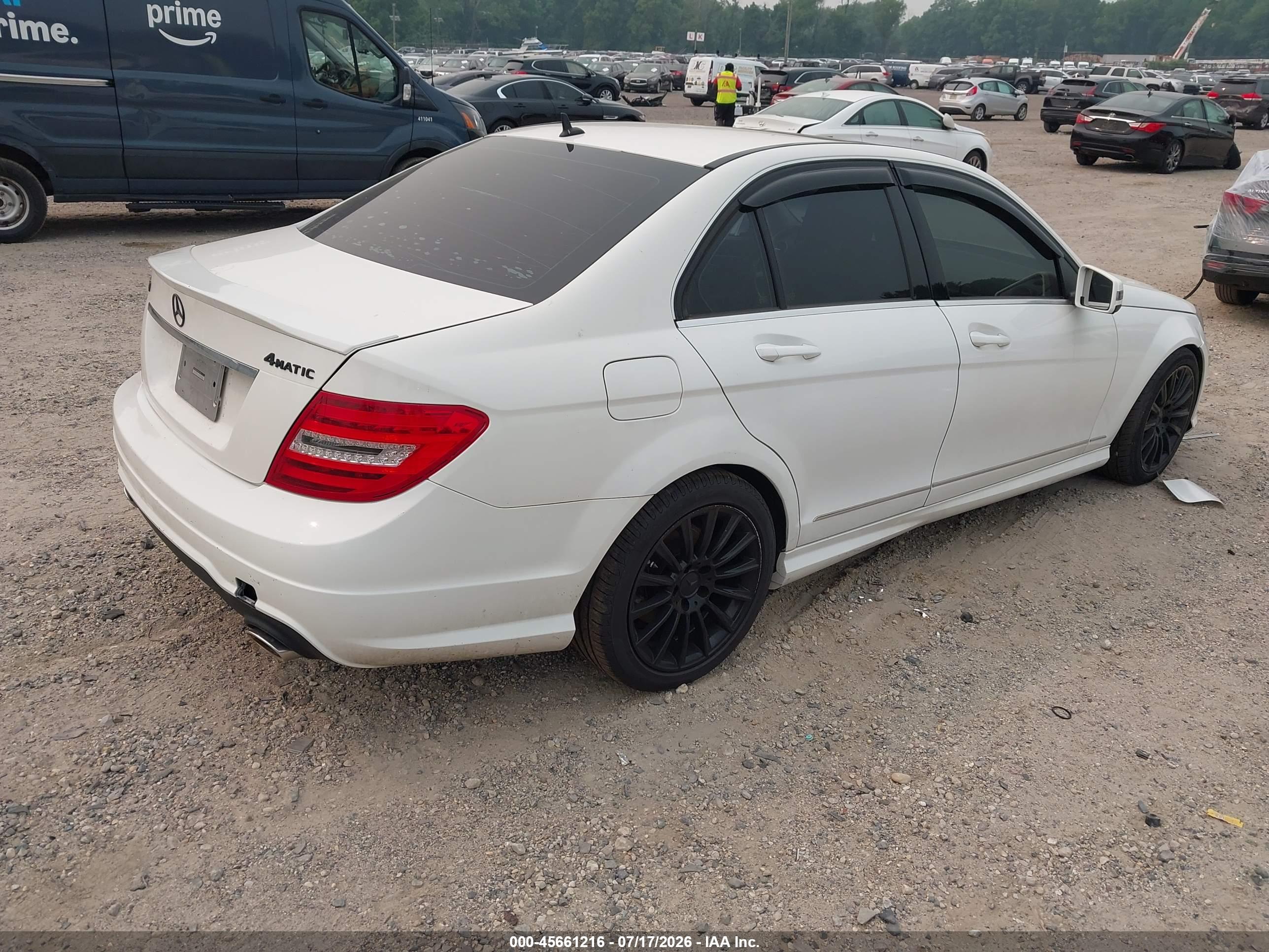 2013 MERCEDES-BENZ C 300 C300