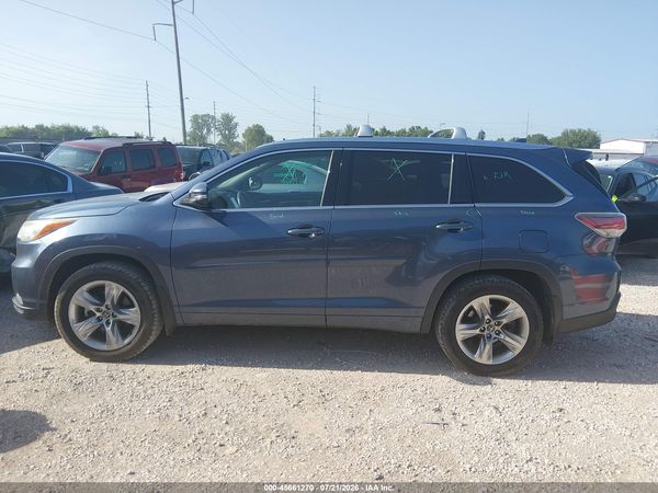 2016 TOYOTA HIGHLANDER