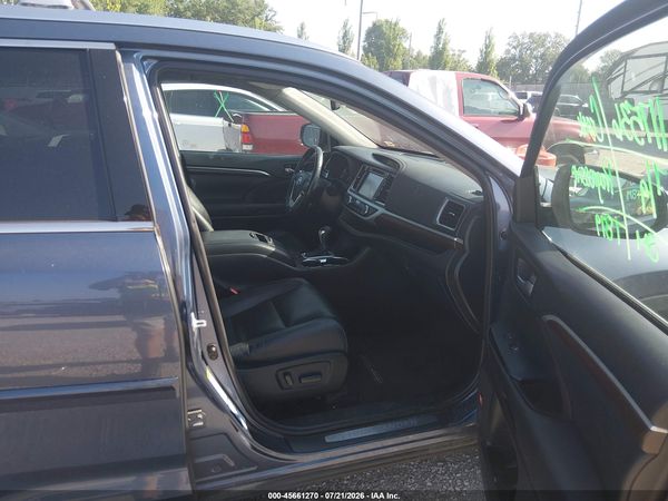 2016 TOYOTA HIGHLANDER LIMITED V6
