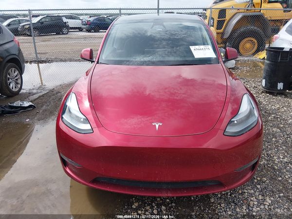 2024 TESLA MODEL Y