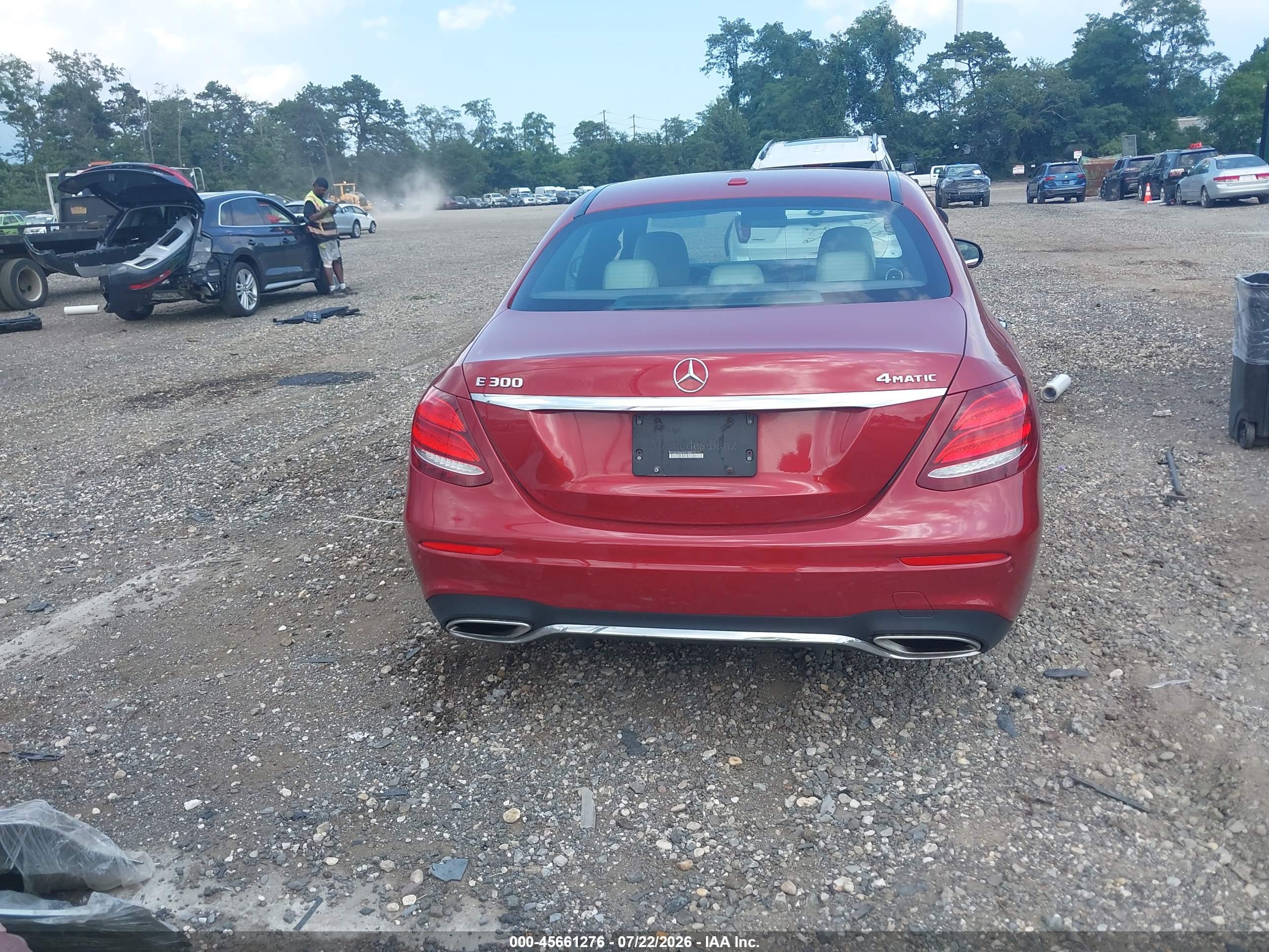 2017 MERCEDES-BENZ E 300 4MATIC