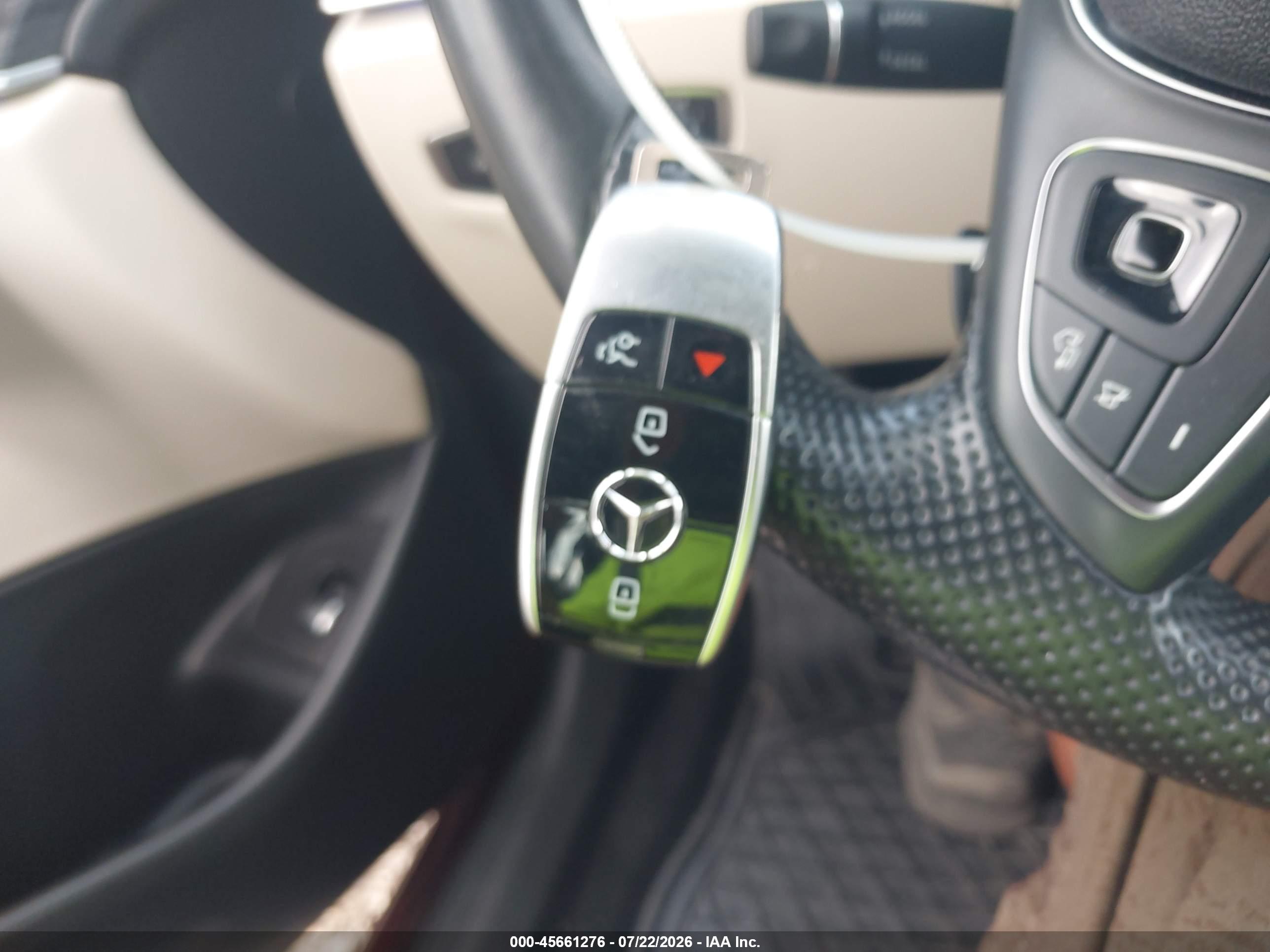 2017 MERCEDES-BENZ E 300 4MATIC