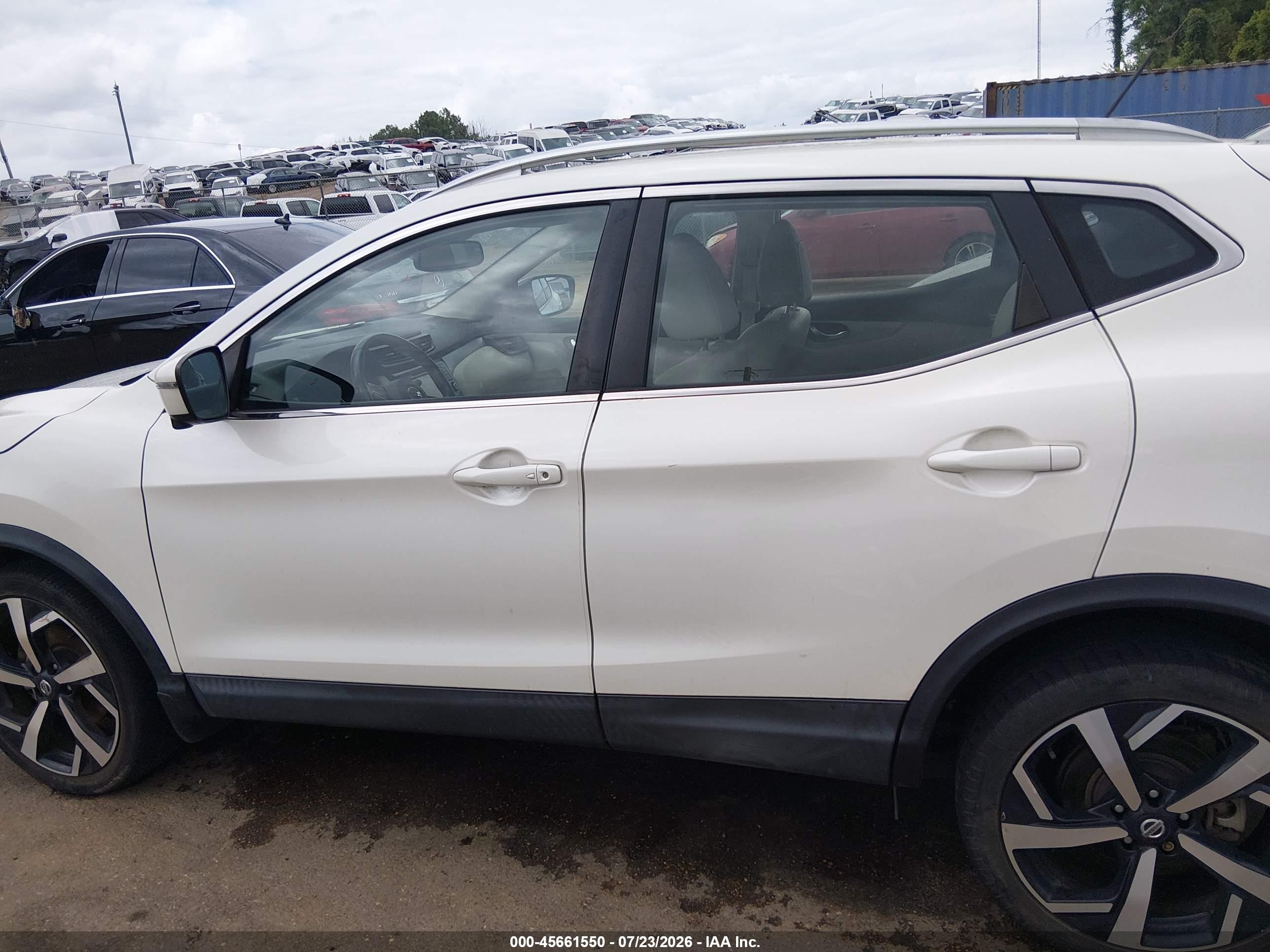 2020 NISSAN ROGUE SPORT SL FWD XTRONIC CVT