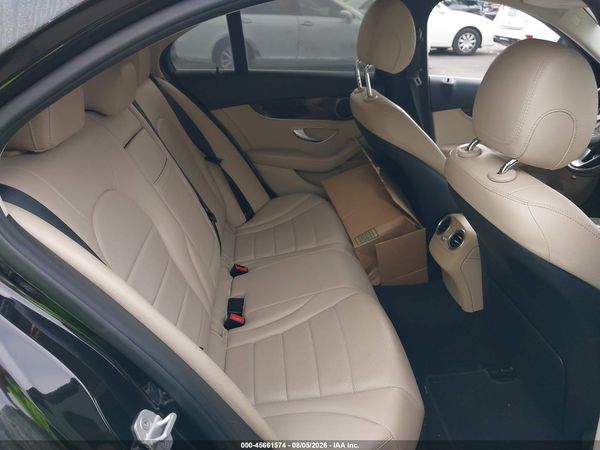 2015 MERCEDES-BENZ C 300 LUXURY/SPORT