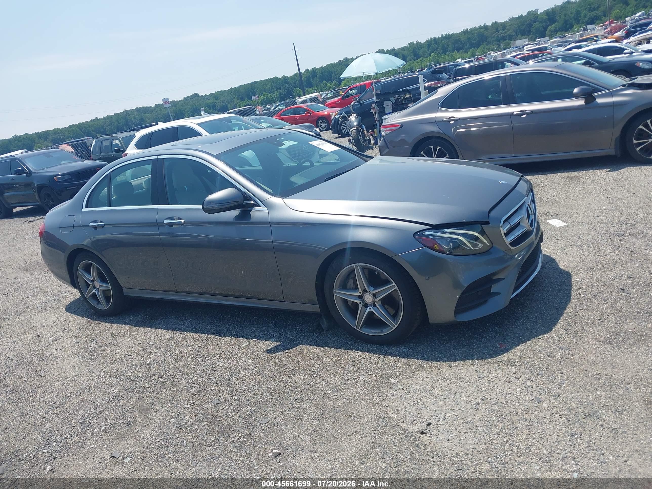 2017 MERCEDES-BENZ E 300 4MATIC