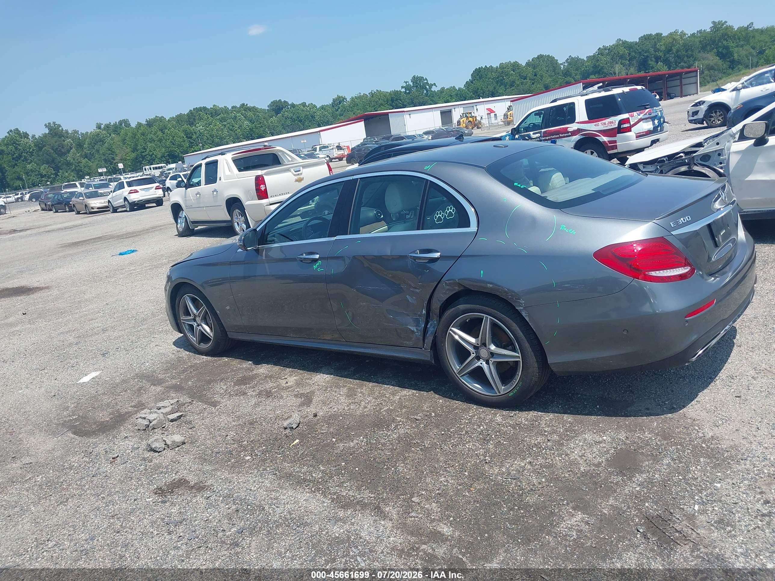 2017 MERCEDES-BENZ E 300 4MATIC