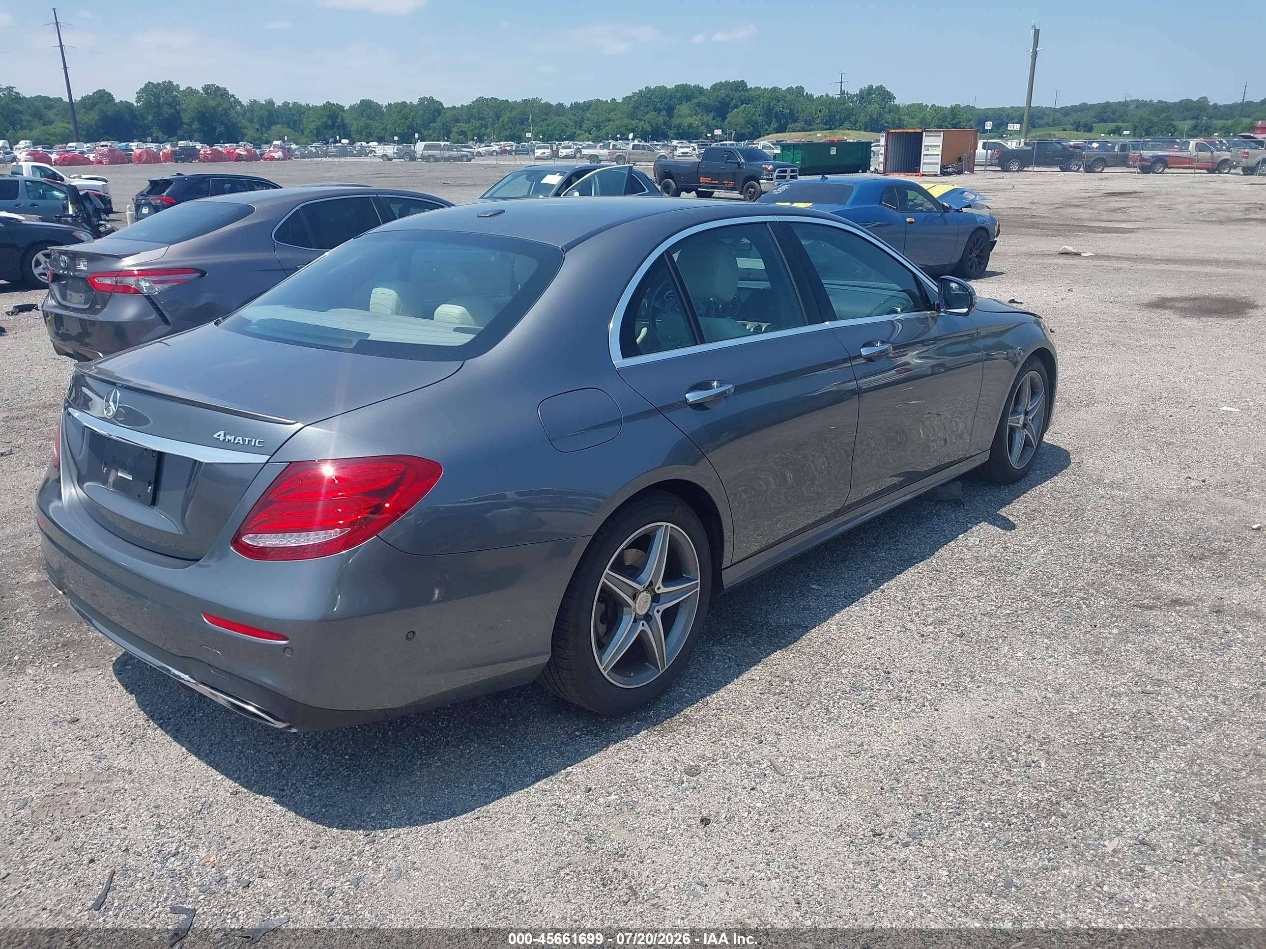 2017 MERCEDES-BENZ E 300 4MATIC
