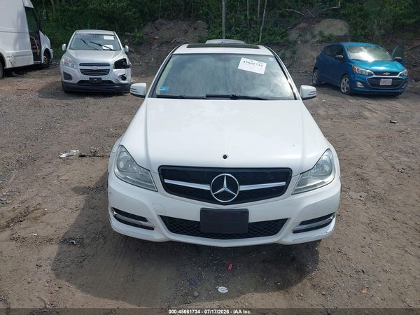 2013 MERCEDES-BENZ C 300 LUXURY 4MATIC