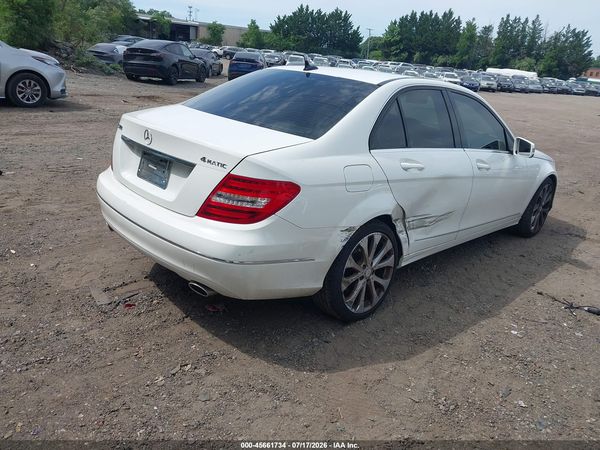 2013 MERCEDES-BENZ C 300 LUXURY 4MATIC
