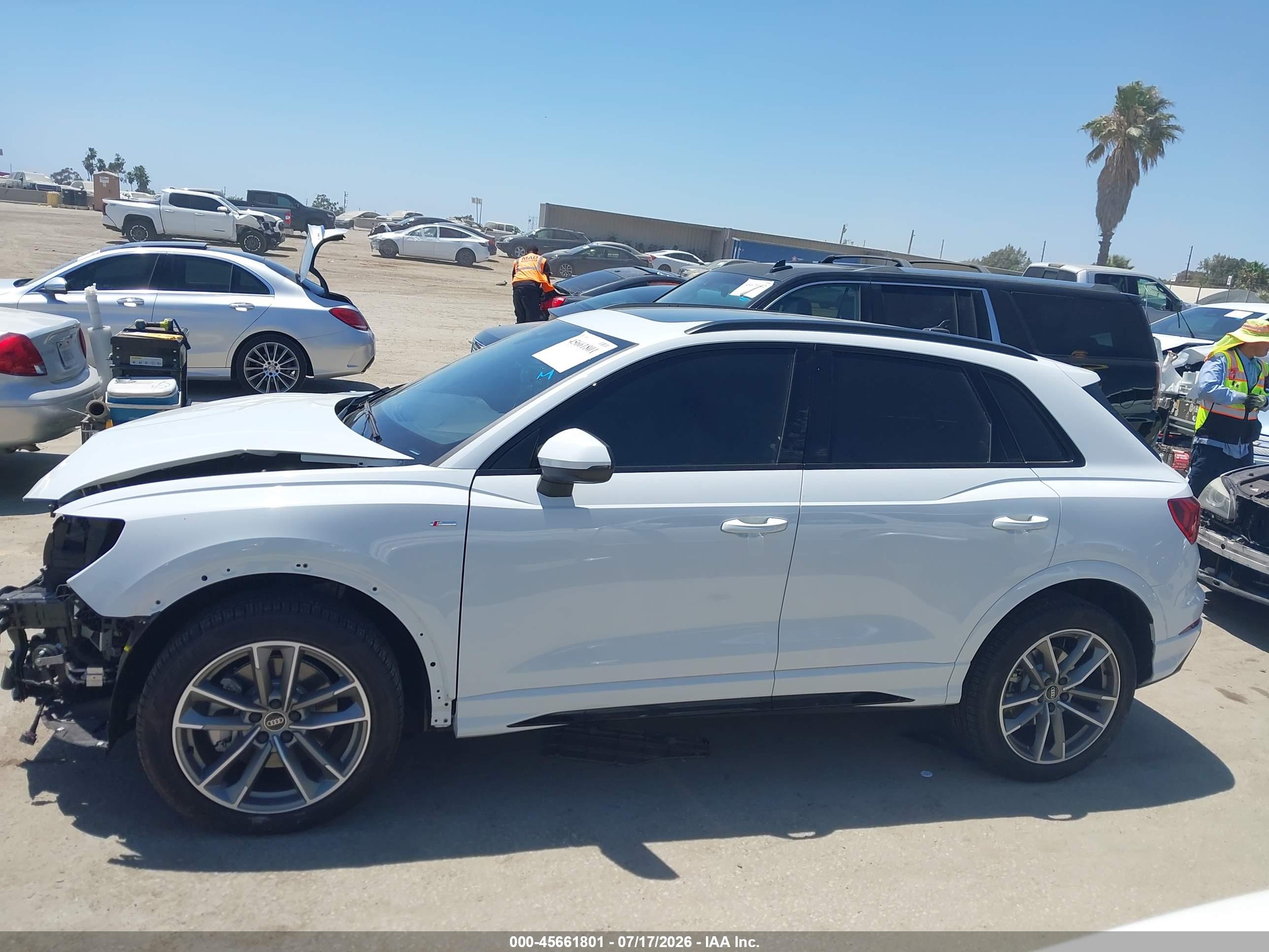 2025 AUDI Q3