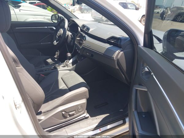 2025 AUDI Q3
