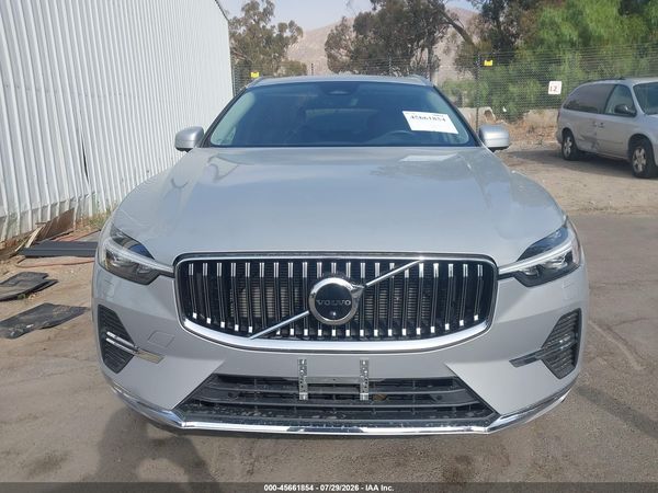 2022 VOLVO XC60 B5 INSCRIPTION
