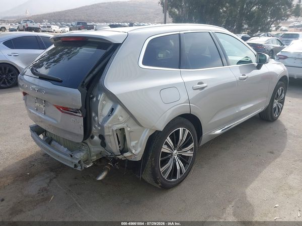2022 VOLVO XC60 B5 INSCRIPTION