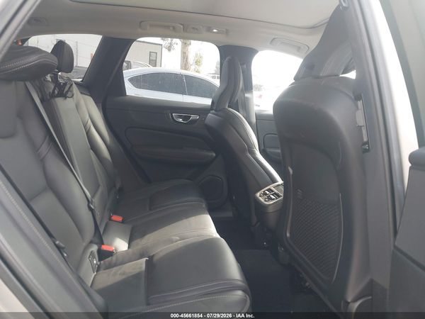 2022 VOLVO XC60 B5 INSCRIPTION