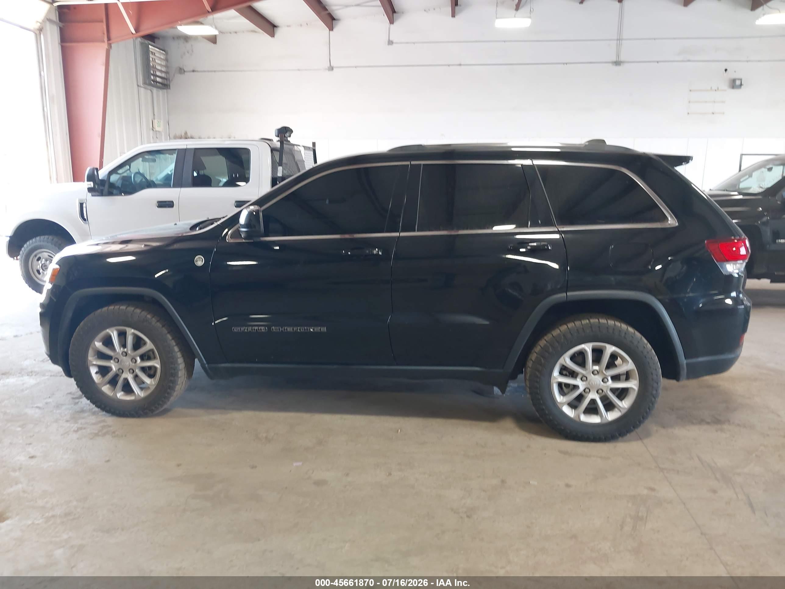 2021 JEEP GRAND CHEROKEE LAREDO E 4X4