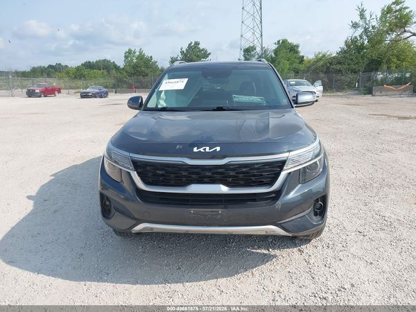 2022 KIA SELTOS EX