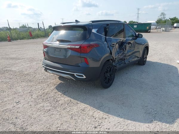 2022 KIA SELTOS EX