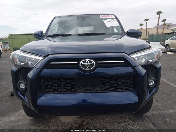 2023 TOYOTA 4RUNNER SR5