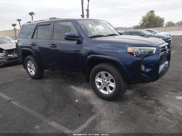 2023 TOYOTA 4RUNNER SR5