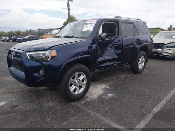 2023 TOYOTA 4RUNNER SR5