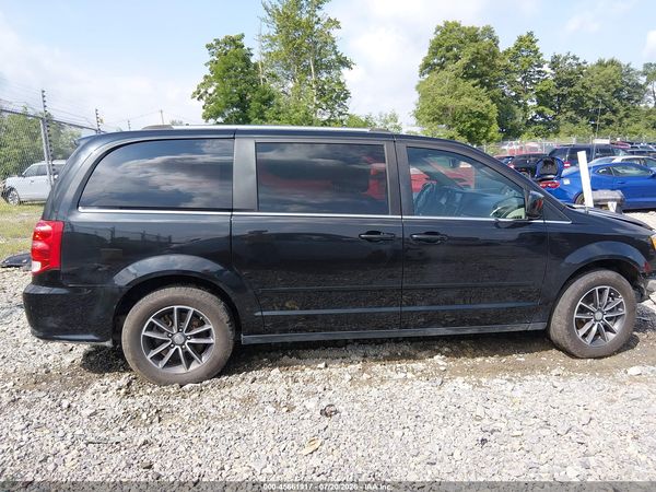 2017 DODGE GRAND CARAVAN SXT — I116