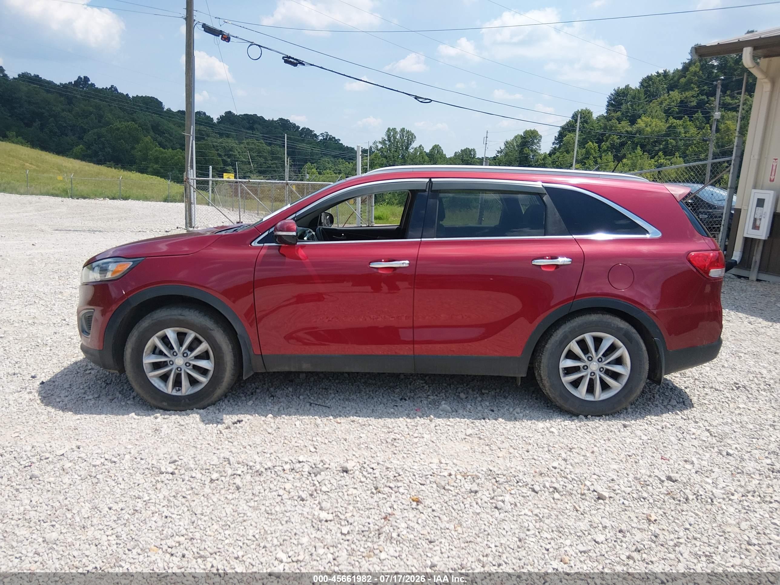 2016 KIA SORENTO 2.4L LX