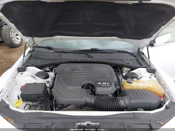2013 CHRYSLER 300 MOTOWN