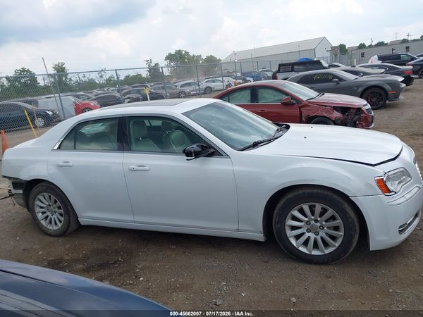 2013 CHRYSLER 300 MOTOWN