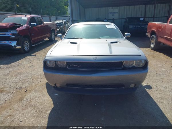 2014 DODGE CHALLENGER SXT PLUS
