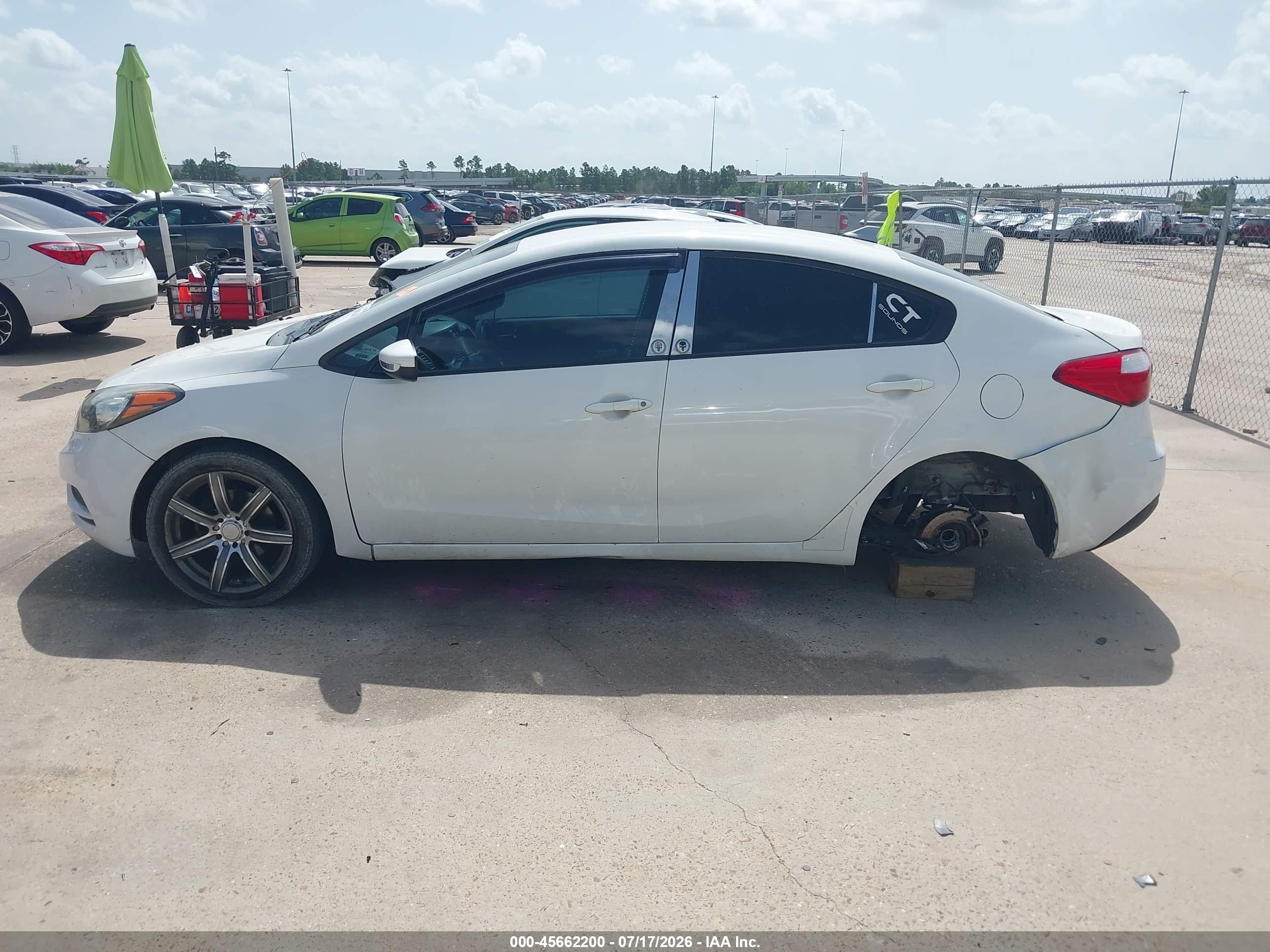 2016 KIA FORTE LX