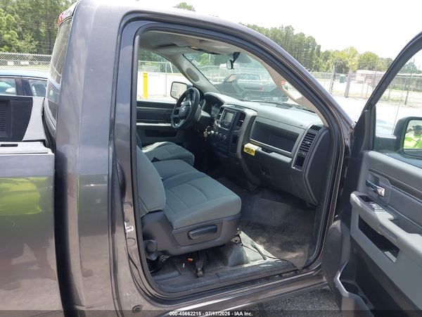 2017 RAM 1500 TRADESMAN  4X2 8' BOX