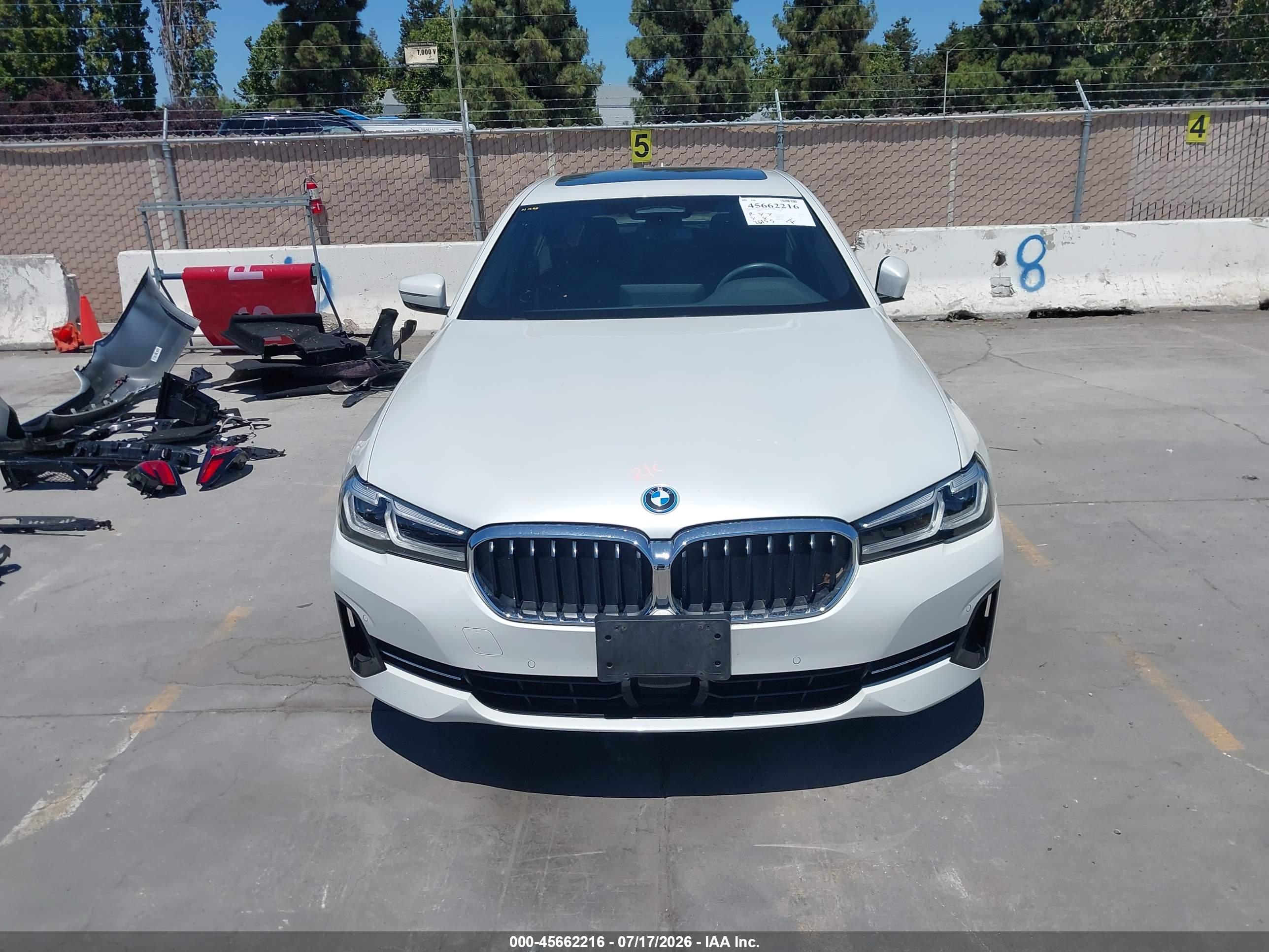 2023 BMW 530E