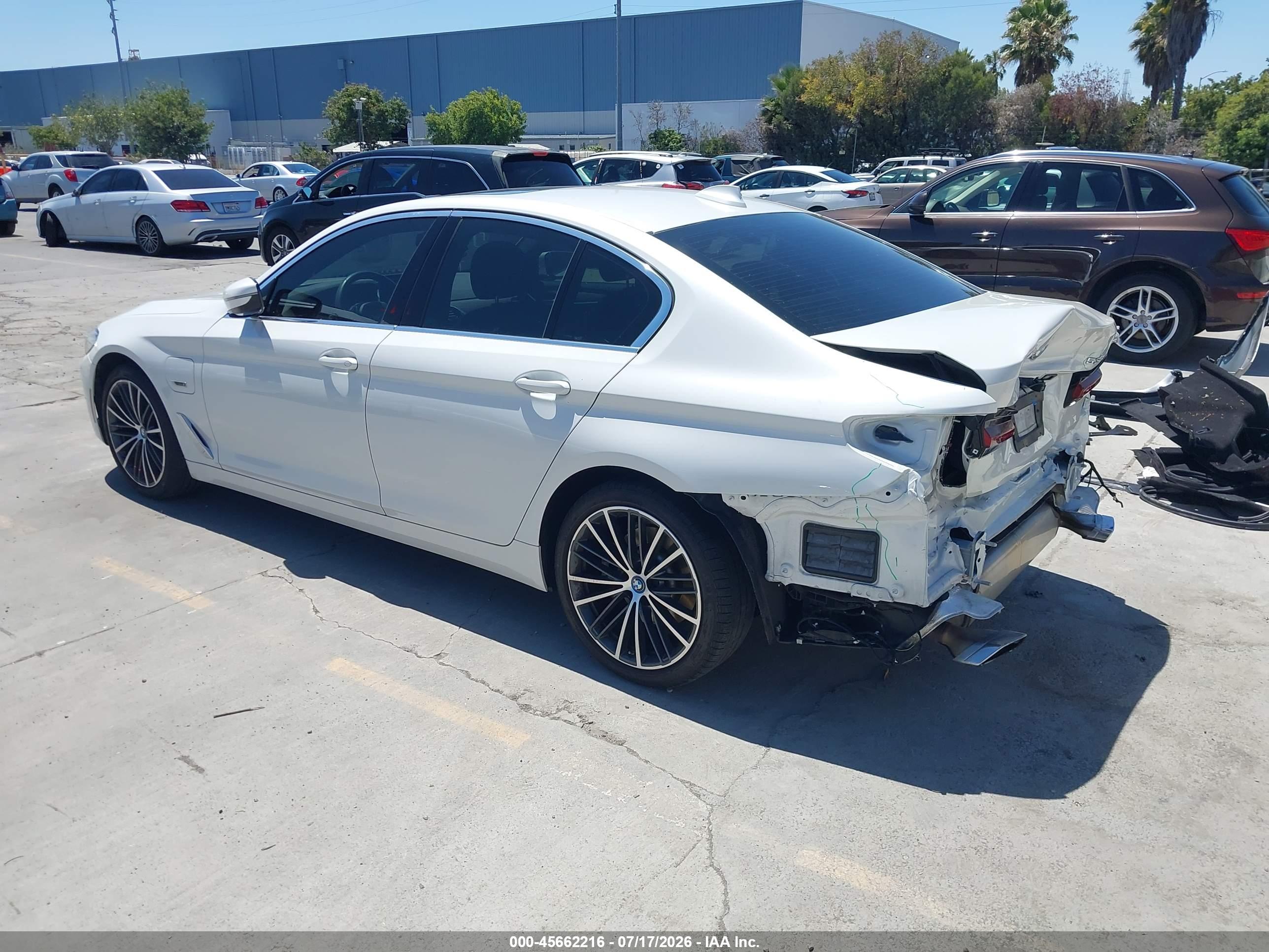 2023 BMW 530E