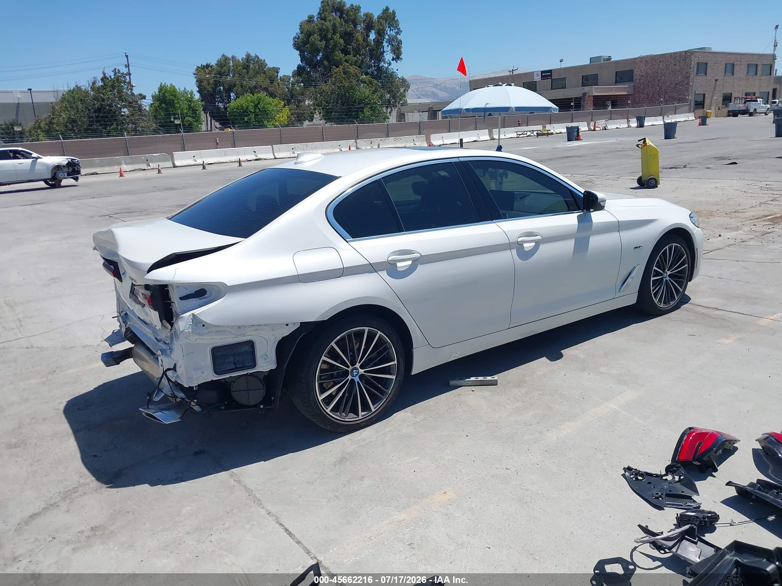 2023 BMW 530E