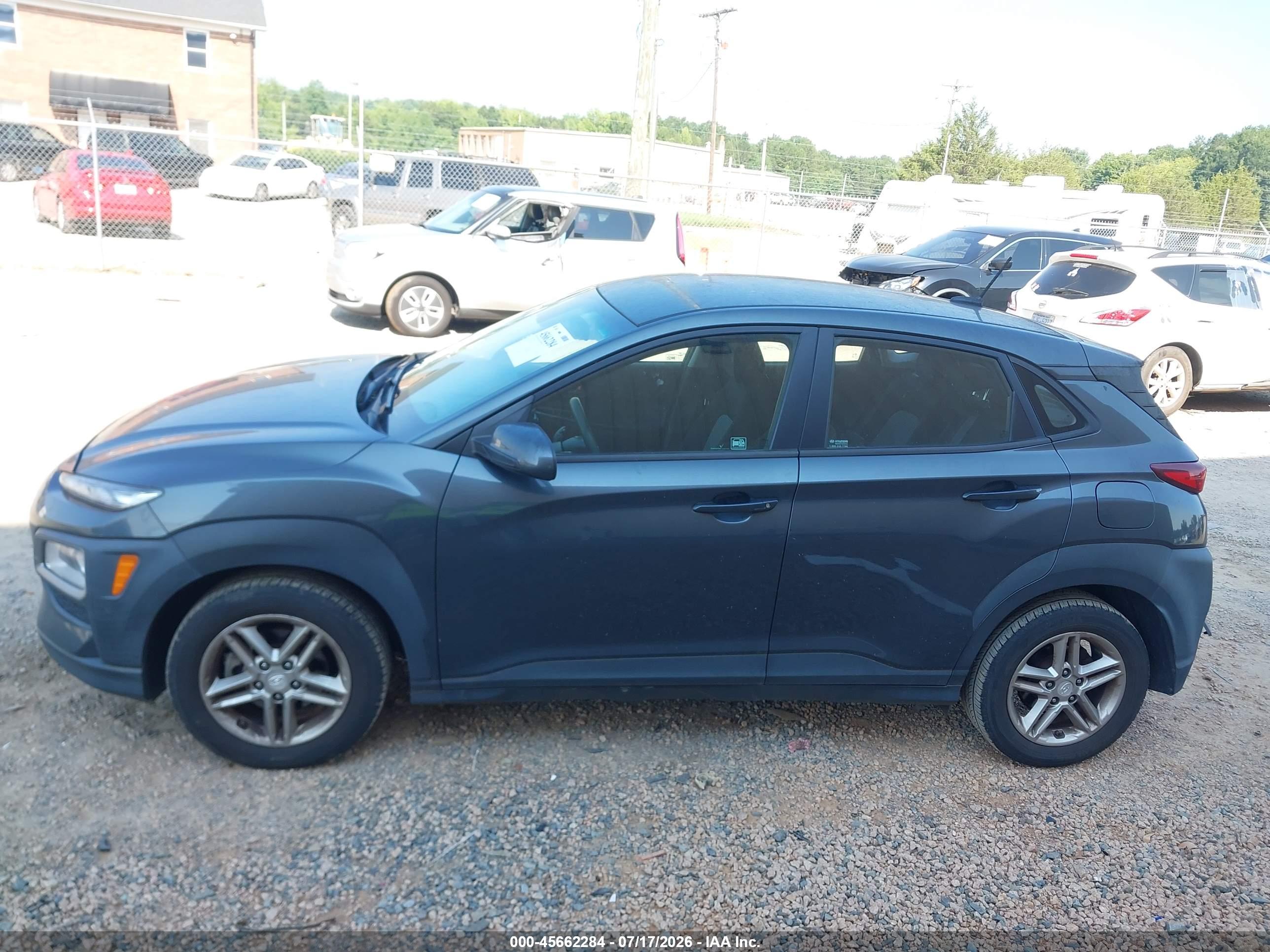 2021 HYUNDAI KONA SE