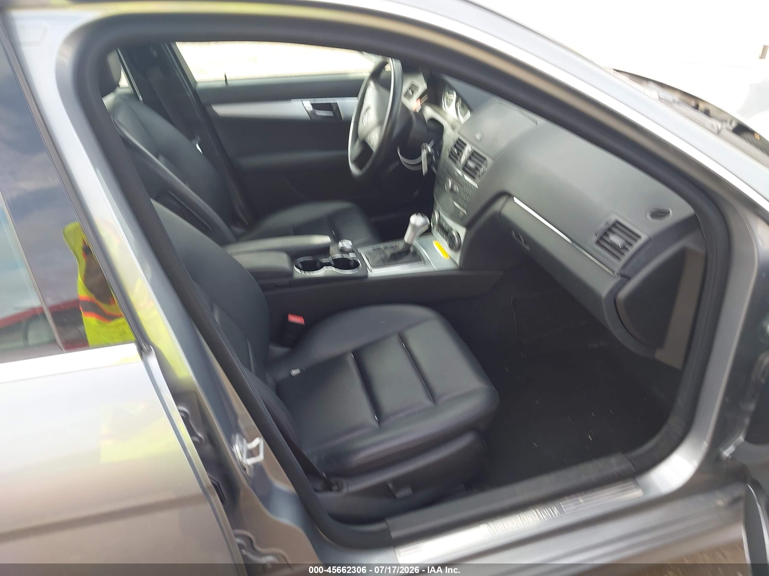 2008 MERCEDES-BENZ C 300 C300 4 MATIC
