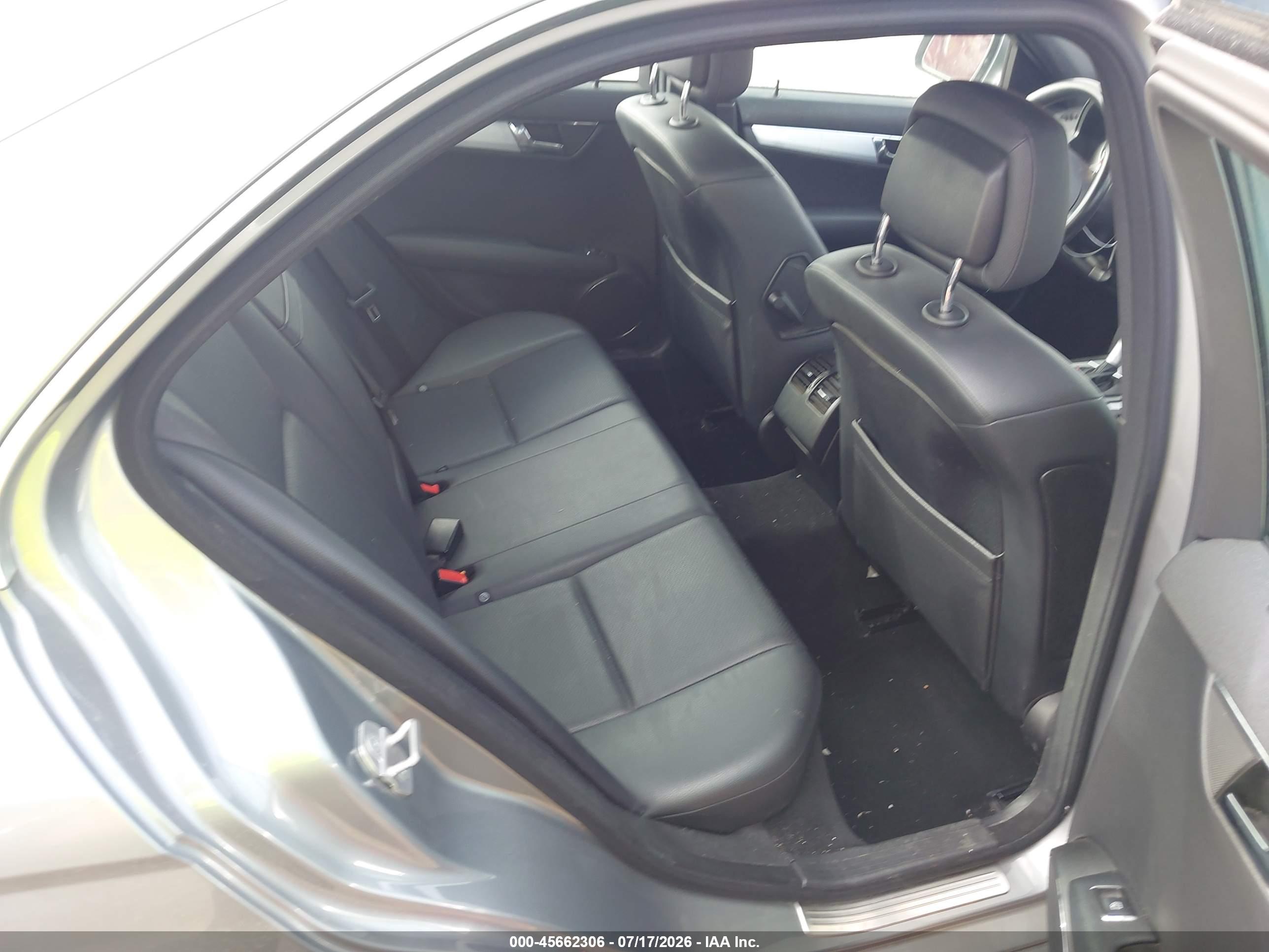 2008 MERCEDES-BENZ C 300 C300 4 MATIC